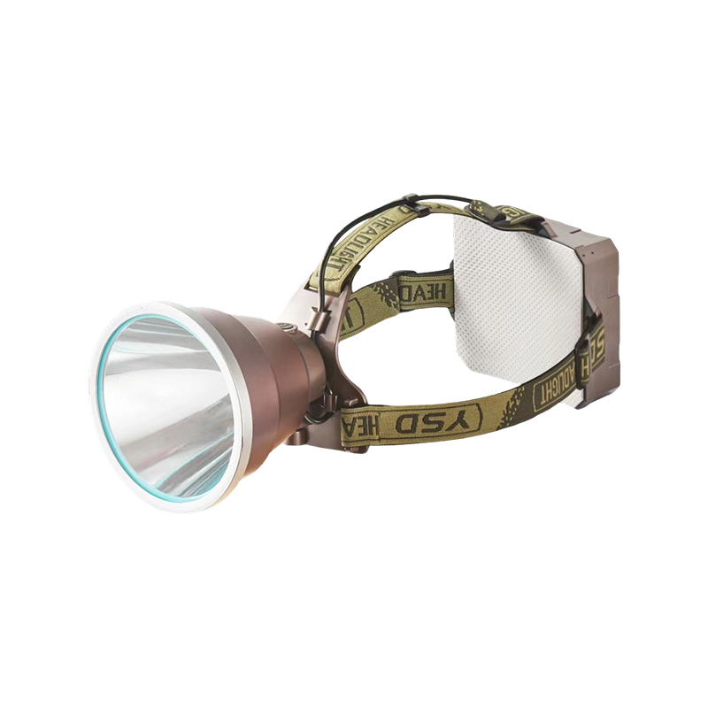 كشافات أمامية بمستشعر سبليت خلفي بمدفع ليزر بقوة 40000 لومن