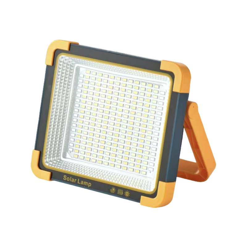 كشاف كبير بالطاقة الشمسية بقدرة 15000 مللي أمبير